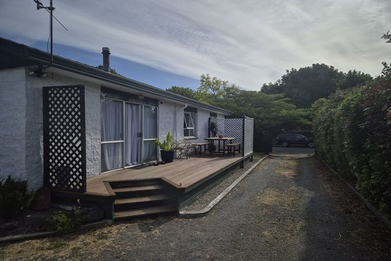 Photo of property in 73 Arcon Drive, Broomfield, Christchurch, 8042