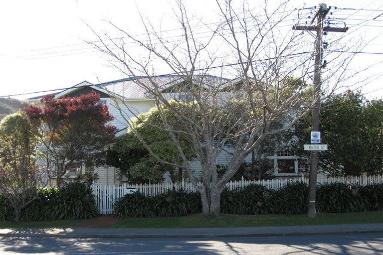 Photo of property in 72 Friend Street, Karori, Wellington, 6012