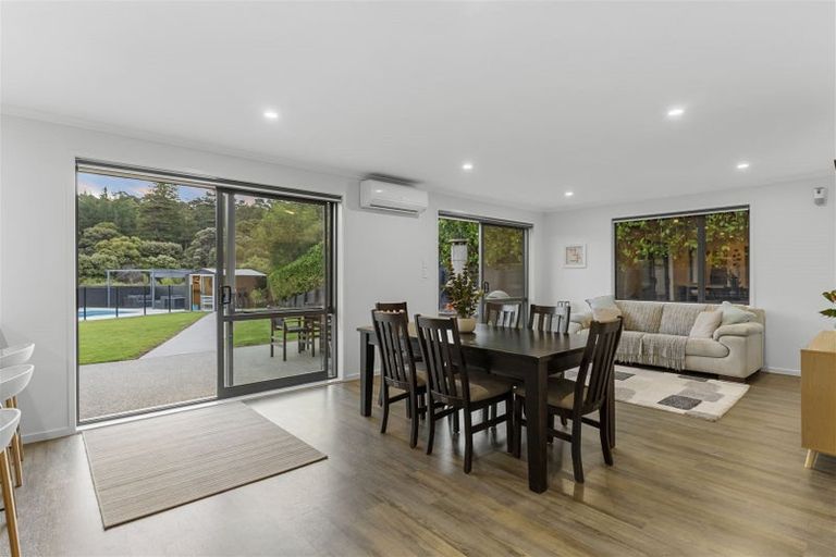 Photo of property in 6 Tirohanga Crescent, Stanmore Bay, Whangaparaoa, 0932