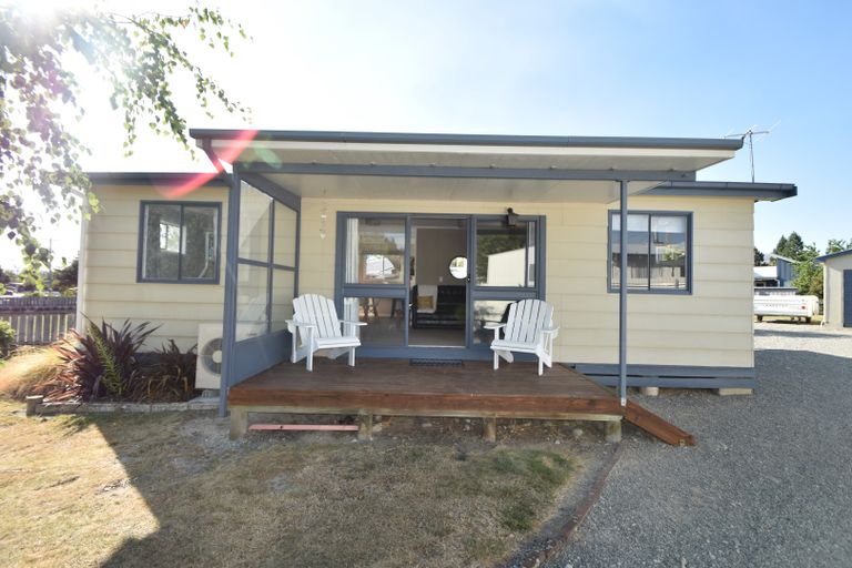 Photo of property in 15 Omahau Crescent, Twizel, 7901