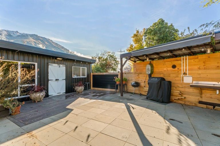 Photo of property in 35 Wesney Terrace, Kingston, Athol, 9793