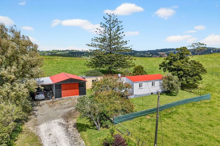 Photo of property in 170 Kaiwaka-mangawhai Road, Kaiwaka, Wellsford, 0975