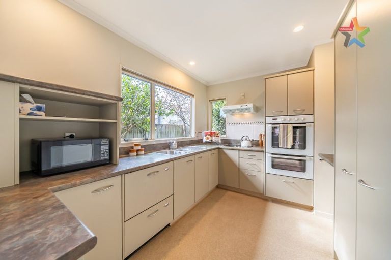 Photo of property in 19 Richmond Grove, Woburn, Lower Hutt, 5010