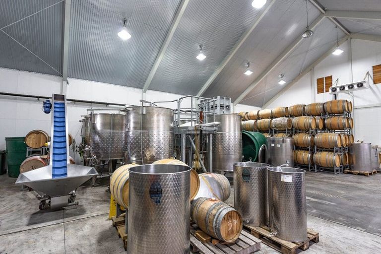 Photo of property in Redbank Estate, 224 Te Muna Road, Martinborough, 5784