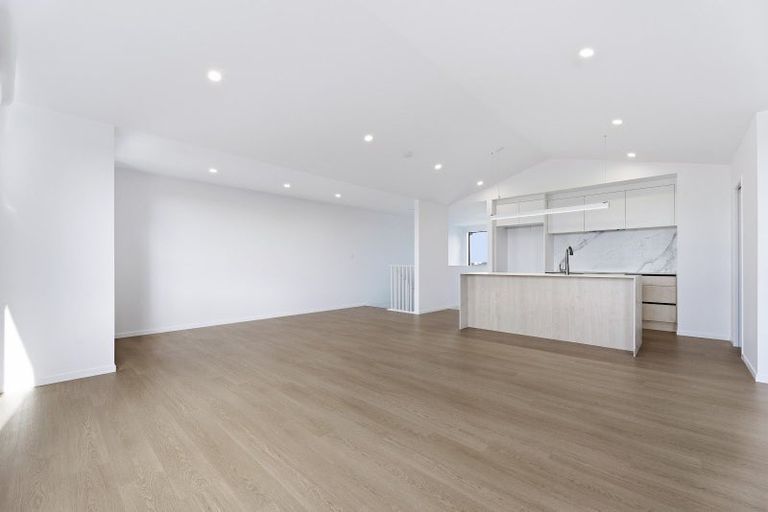 Photo of property in 27 Carronade Street, Papamoa Beach, Papamoa, 3118