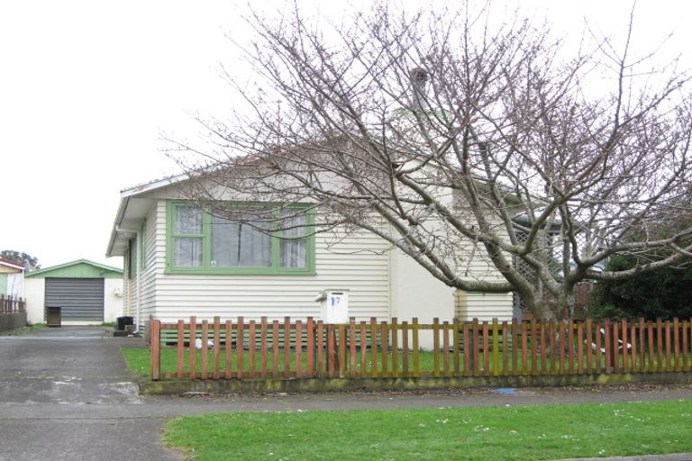 Photo of property in 7 Short Street, Waitara, 4320