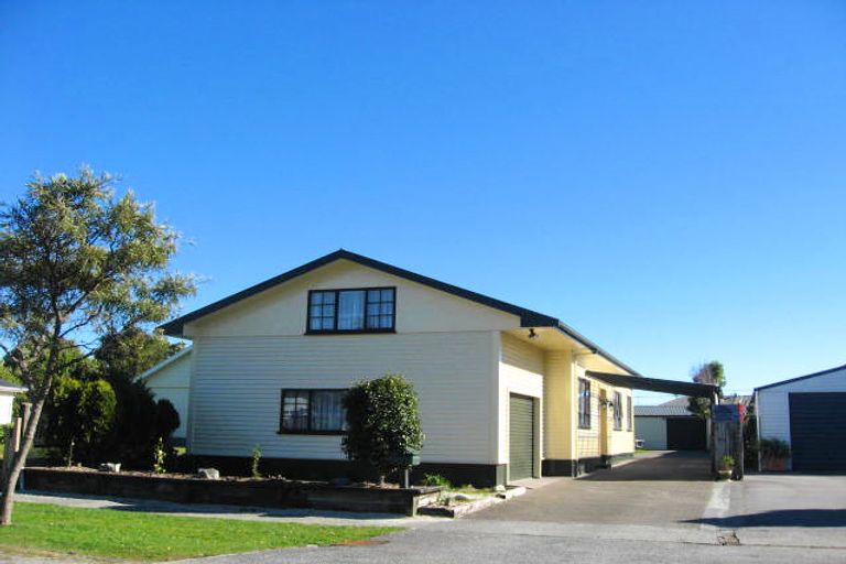 Photo of property in 42 Palmerston Street, Greymouth, 7805