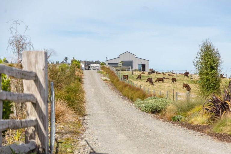 Photo of property in 67a Lees Pakaraka Road, Te Ore Ore, Masterton, 5886