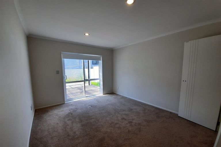 Photo of property in 3 Evelina Lane, Flat Bush, Auckland, 2019