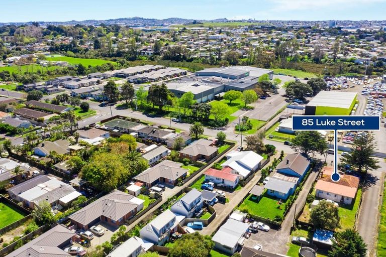 Photo of property in 85 Luke Street, Otahuhu, Auckland, 1062