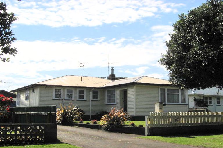 Photo of property in 56 Bedford Avenue, Gonville, Whanganui, 4501