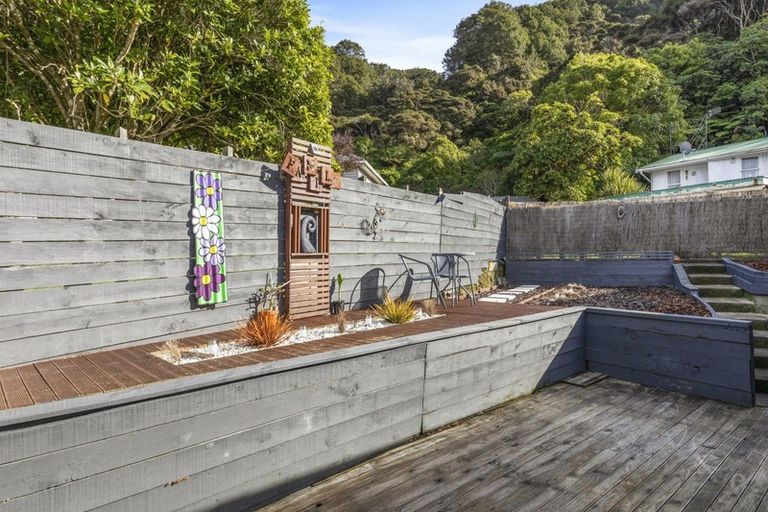 Photo of property in 211 Wainuiomata Road, Wainuiomata, Lower Hutt, 5014