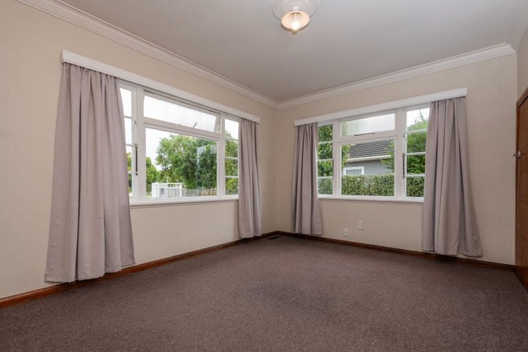 Photo of property in 99 Churchill Avenue, Hokowhitu, Palmerston North, 4410
