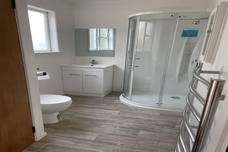 Photo of property in 29 Kitchener Terrace, Johnsonville, Wellington, 6037