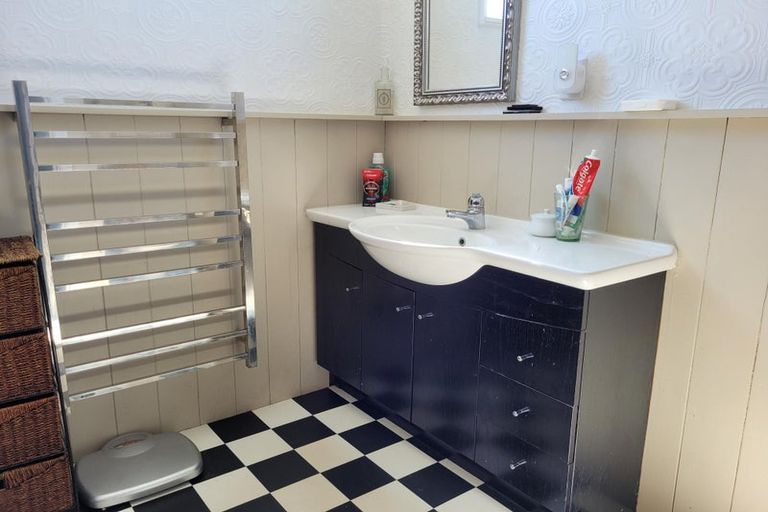 Photo of property in 98 Cole Street, Masterton, 5810