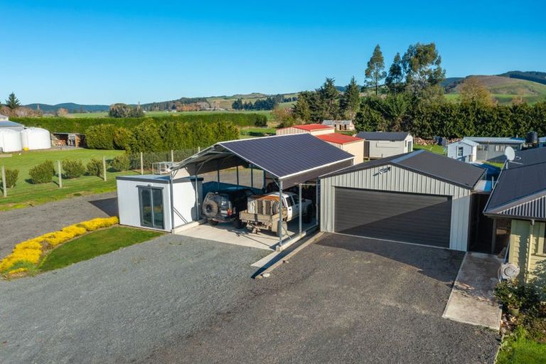 Photo of property in 23 Toko Mouth Road, Milton, 9220
