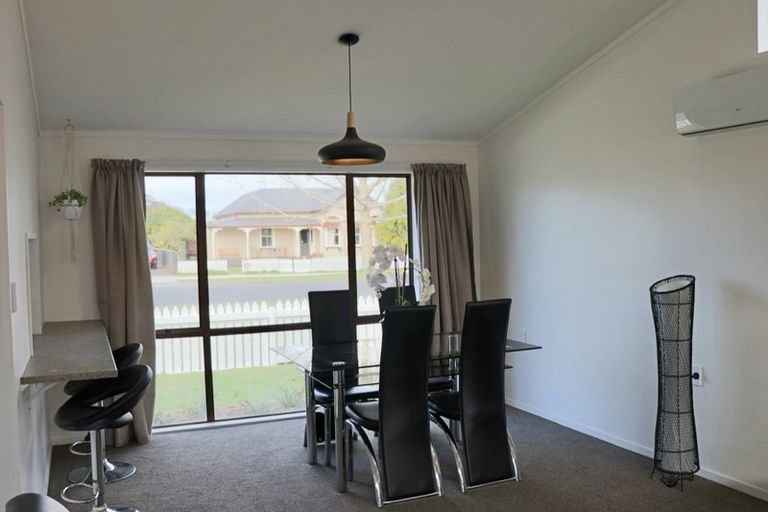 Photo of property in 44a Queen Street, Cambridge, 3434