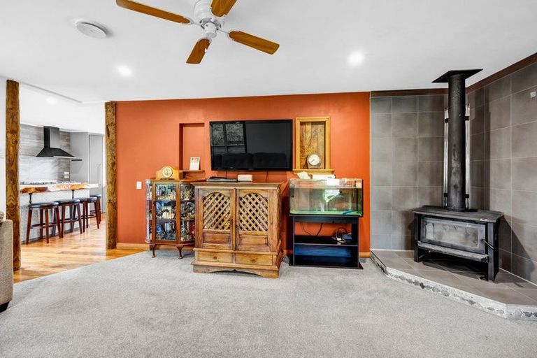 Photo of property in 43 Maire Street, Inglewood, 4330