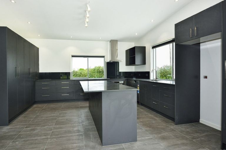 Photo of property in 32 Royd Road West, Makauri, Gisborne, 4071