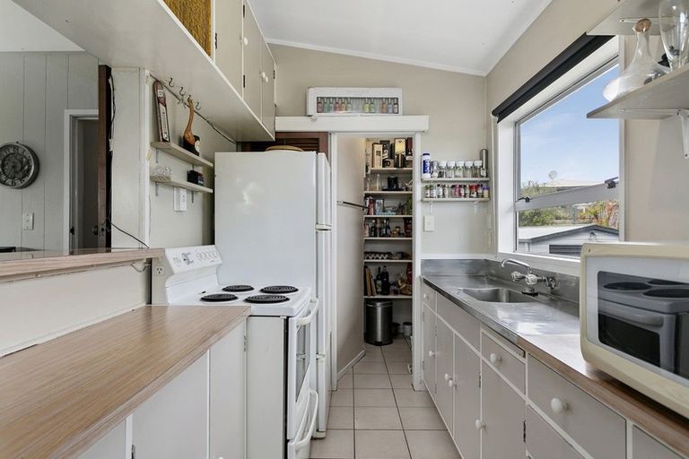 Photo of property in 2/4 Kereru Street, Two Mile Bay, Taupo, 3330