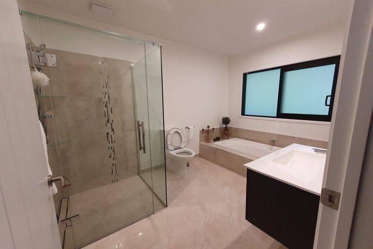 Photo of property in 2 Kakapo Way, Moana, 7875