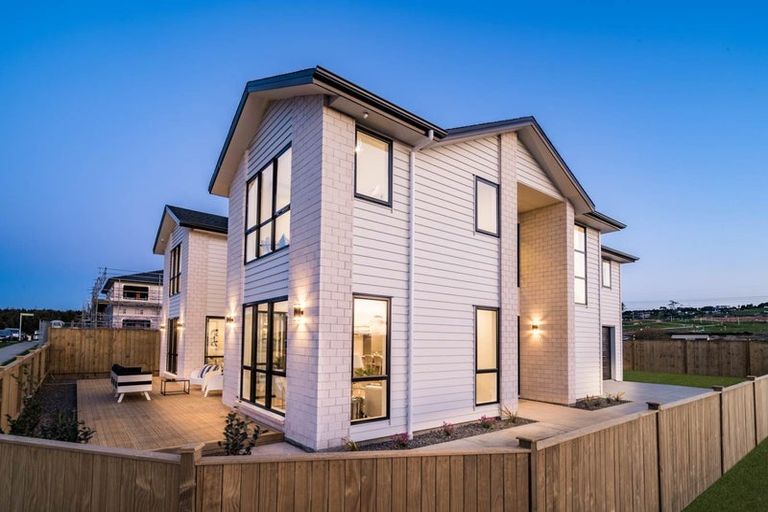 Photo of property in 48 Castlebane Drive, Flat Bush, Auckland, 2019