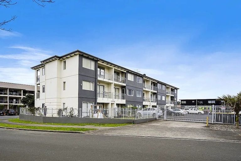 Photo of property in 203/75 Michael Jones Drive, Flat Bush, Auckland, 2019