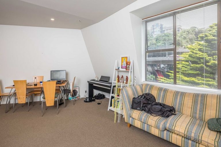 Photo of property in Hume House, 152uc The Terrace, Wellington Central, Wellington, 6011