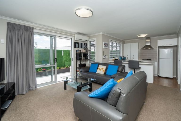 Photo of property in 6/27 Jones Crescent, Melville, Hamilton, 3206