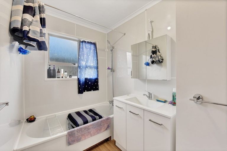 Photo of property in 2/8a Palm Avenue, Stoke, Nelson, 7011