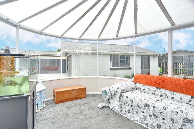 Photo of property in 19c Royal Park Drive, Parklands, Christchurch, 8083