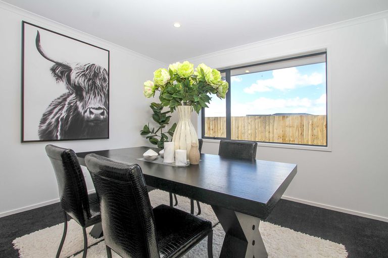 Photo of property in 22 Nellie Drive, Kumeu, 0810