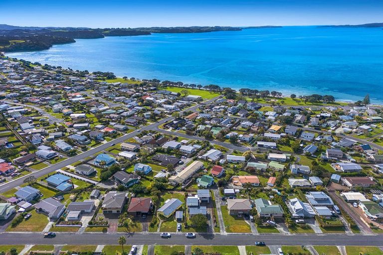 Photo of property in 26 Kawau View Road, Snells Beach, 0920