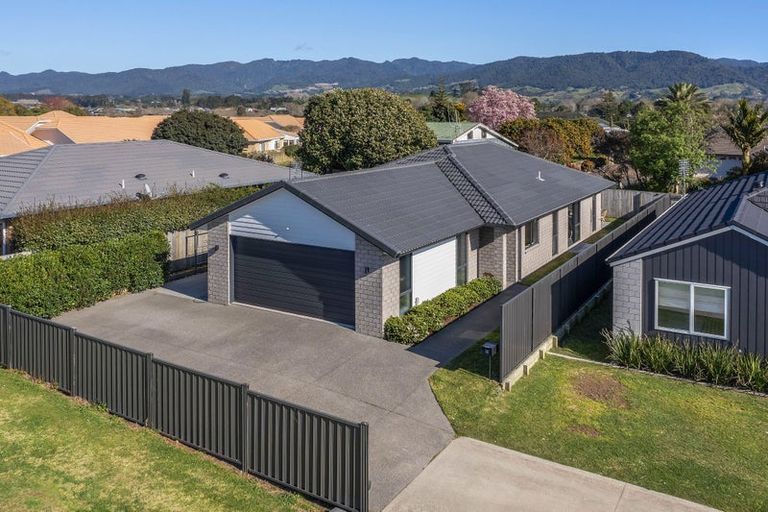 Photo of property in 10 Opou Place, Katikati, 3129