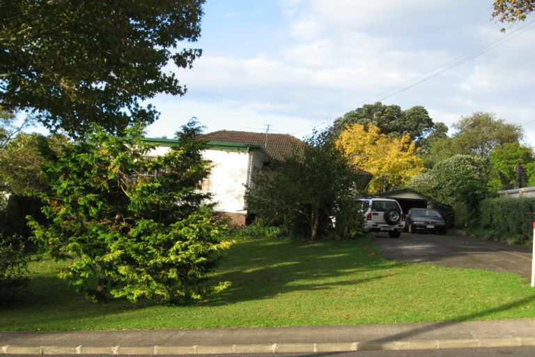 Photo of property in 54 Amberley Avenue, Te Atatu South, Auckland, 0610