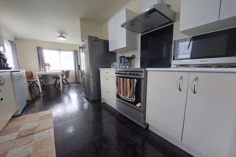 Photo of property in 5 Foundation Place, Glen Eden, Auckland, 0602