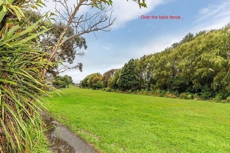 Photo of property in 304a Main Road, Tawa, Wellington, 5028