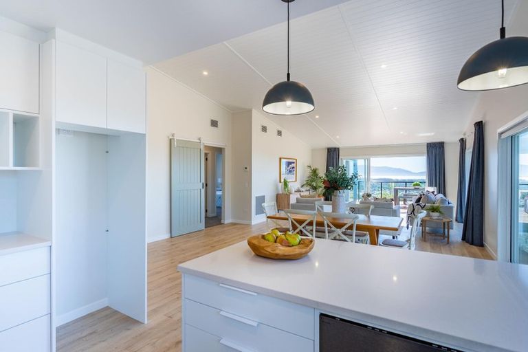 Photo of property in 90 Kotare Street, Waikanae, 5036