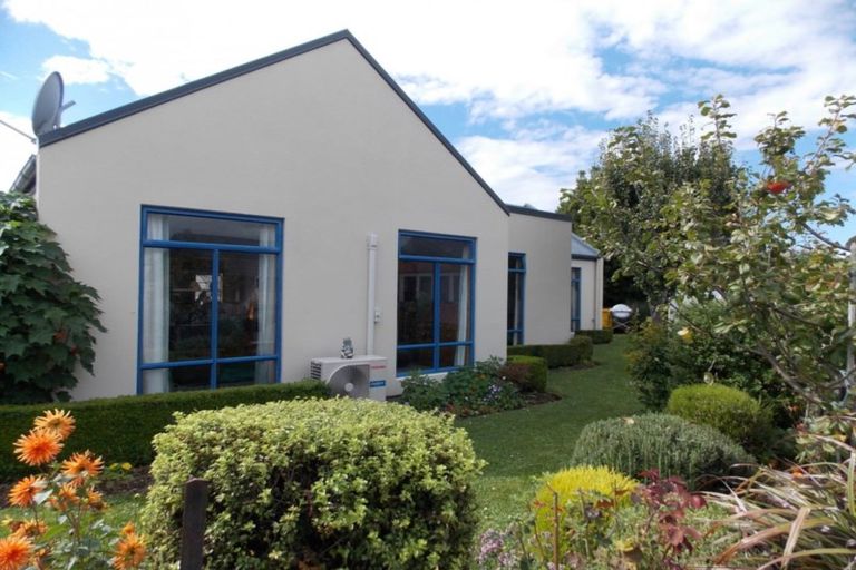 Photo of property in 5b Kepler Place, Te Anau, 9600