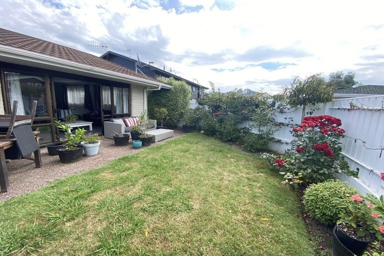 Photo of property in 27 Surrey Street, Taradale, Napier, 4112