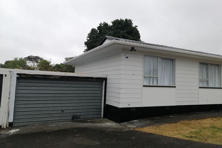 Photo of property in 2/7 Ririno Place, Manurewa, Auckland, 2102