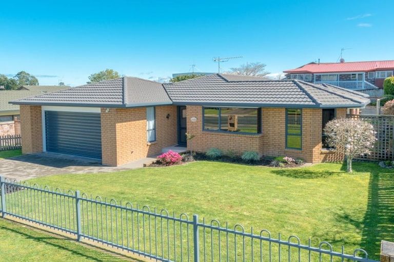 Photo of property in 36 Dixon Road, Fitzroy, Hamilton, 3206