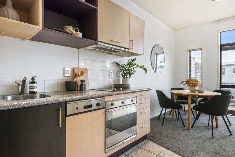 Photo of property in The Grange, 36/92 Bush Road, Albany, Auckland, 0632