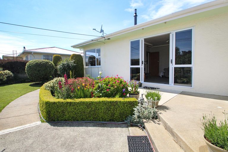 Photo of property in 19 Lismore Street, Oamaru North, Oamaru, 9400