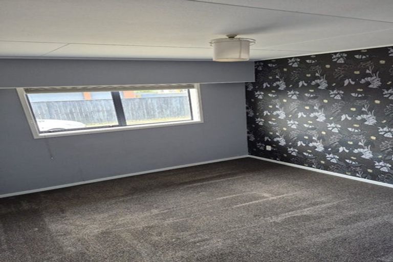 Photo of property in 80 Watt Road, Otatara, Invercargill, 9879