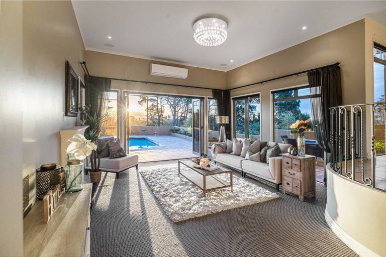 Photo of property in 21 Messenger Road, Stillwater, Silverdale, 0993