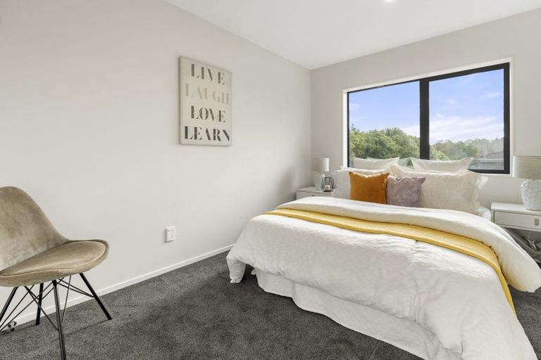 Photo of property in 38f Wicklam Lane, Greenhithe, Auckland, 0632