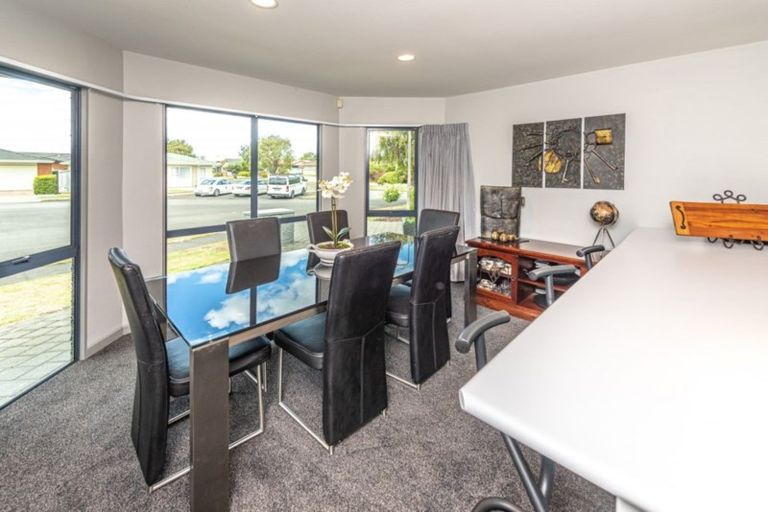 Photo of property in 43 Kakaho Drive, Tawhero, Whanganui, 4501