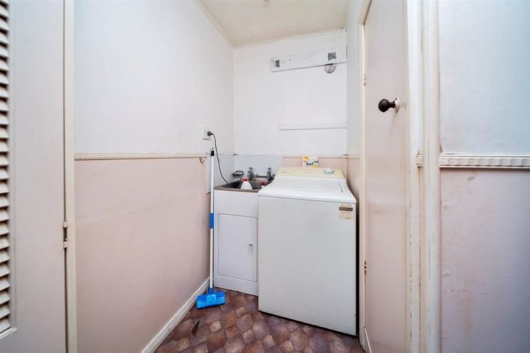 Photo of property in 58 Egmont Street, Hawera, 4610