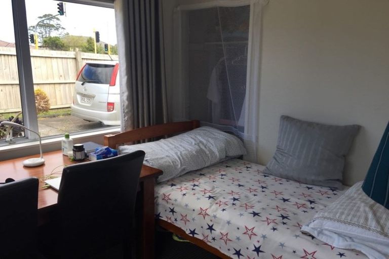 Photo of property in 321 Albany Highway, Rosedale, Auckland, 0632